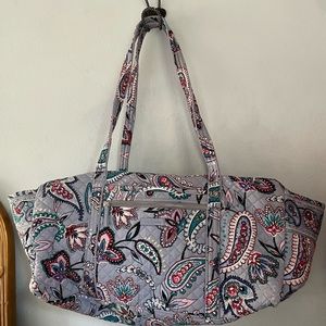 Vera Bradley duffle bag